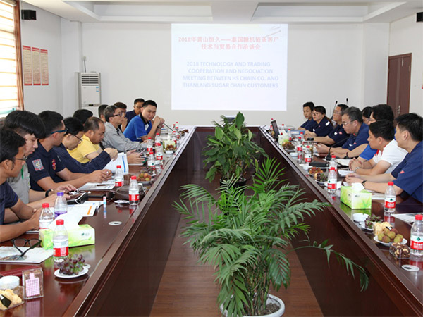 与细分领域客户做技术交流。